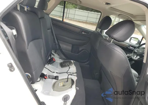 2017 Subaru Outback 3.6R Limited из США, поврежденный, VIN 4S4BSENC7H3417155